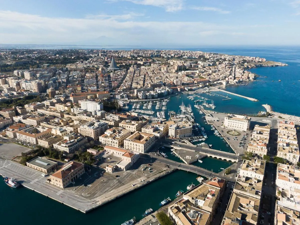 Santa Maria Sul Mare Villa Syracuse