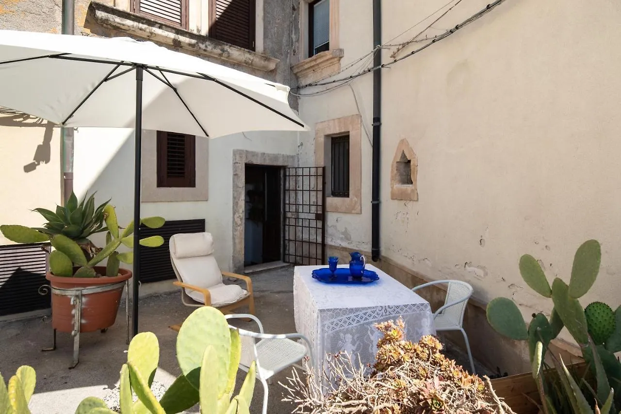 Santa Maria Sul Mare Villa Syracuse